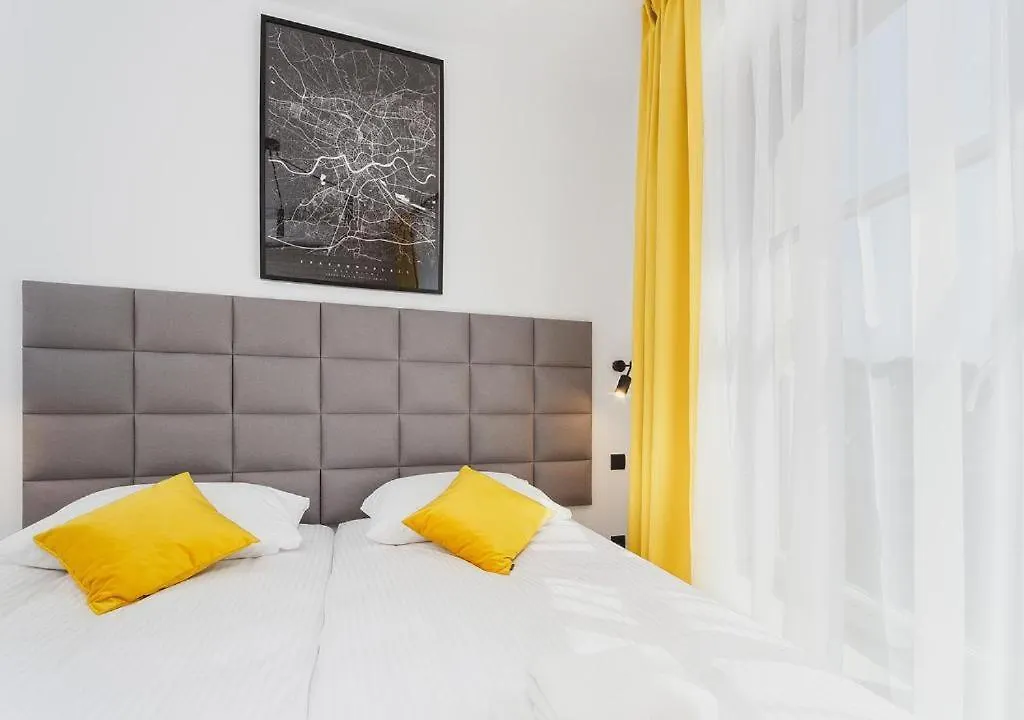Golden Honey Apartments Krakow Poland