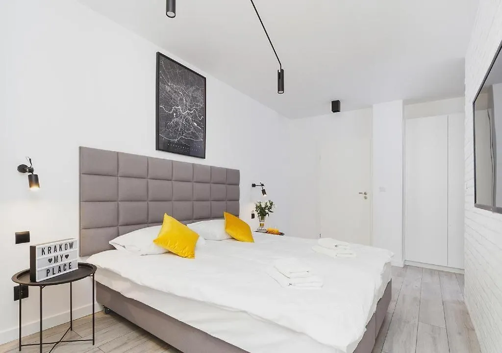 Golden Honey Apartments Krakow Poland
