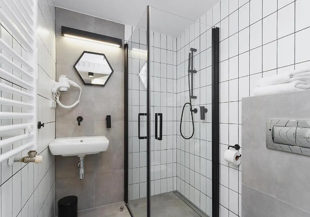 Golden Honey Apartments Krakow 0*,  Poland